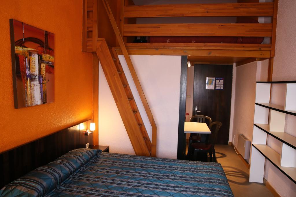 ¿Cuáles son los mejores hoteles cerca de Réserve Naturelle de l'Etang de Cousseau? Lacanau Habitación foto